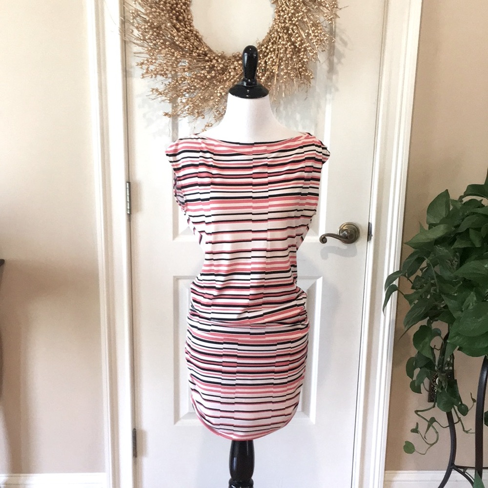 Coral Black BCBG